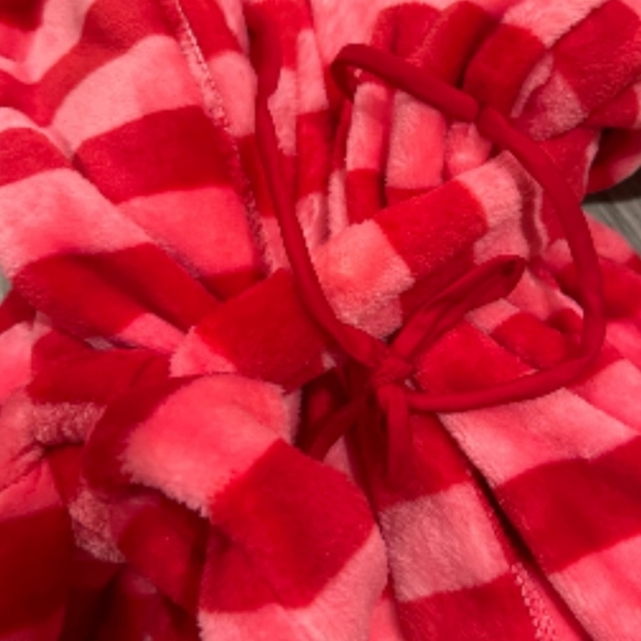 Kate Spade Chenille Striped Holiday Robe! NWT - Picture 4 of 8